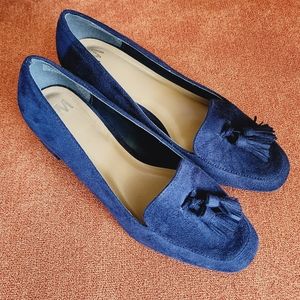 Chelsea Moreland Monica Blue Faux Suede Tassel Heels Size 7½